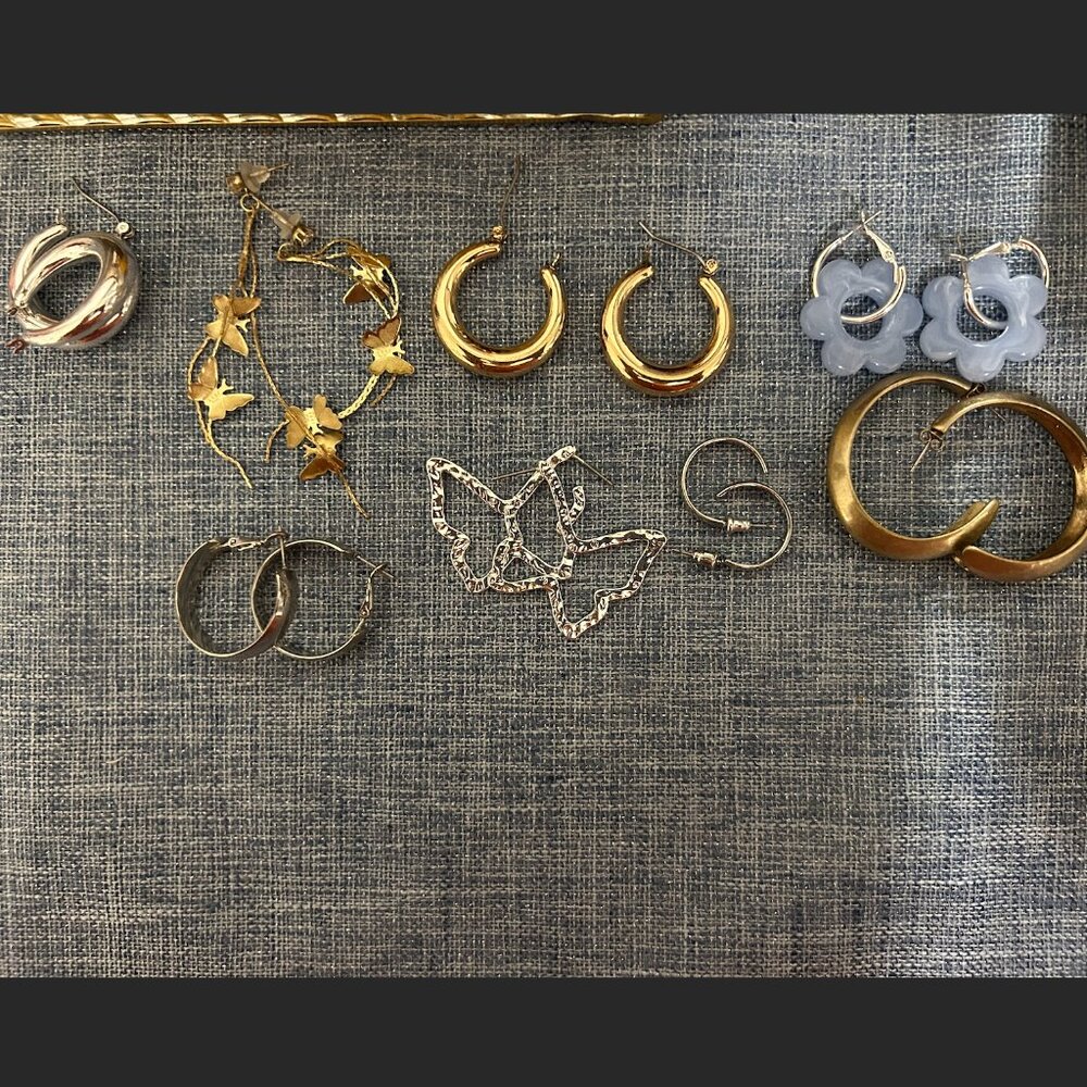 Assorted Earrings - American Eagle, Lozia, Banana Republic, Ardene's, and more!